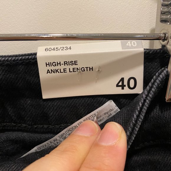 Zara high rise ankle length jeans - Size 40 - Picture 2 of 5